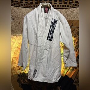 White breakpoint Checkmat Jiu-Jitsu Gi Top A4